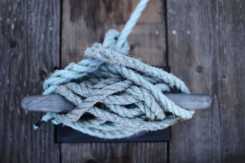Sailing Knots - gray rope