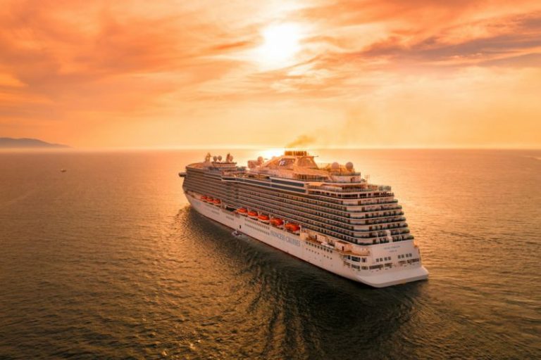 Choosing the Perfect Cruise for Every Season