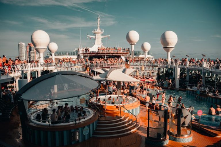 Cruise Ship Themes: Finding the Perfect Voyage for You